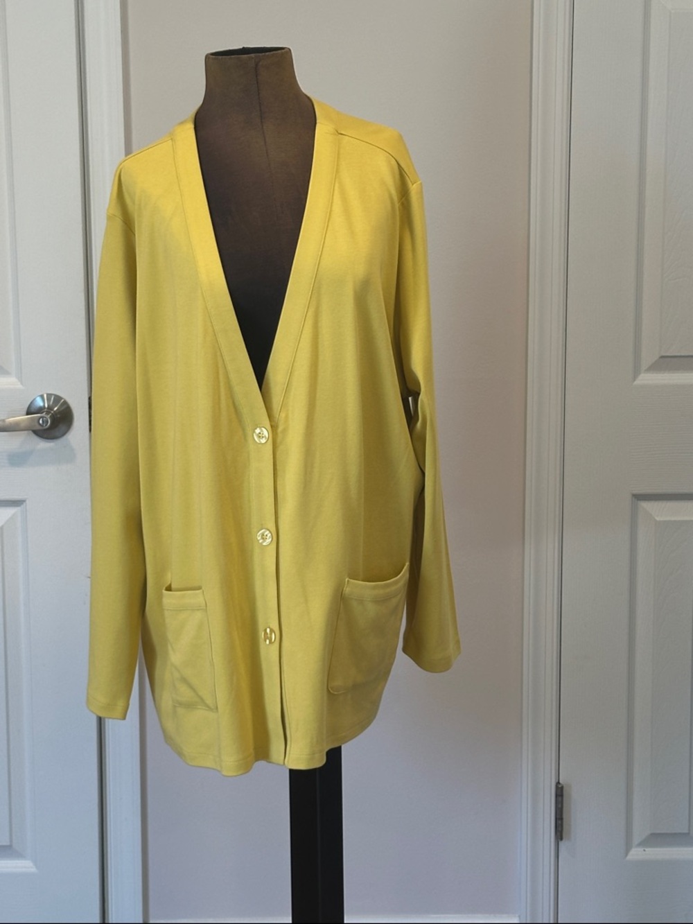 Appleseed’s Button Front Cardigan Sweater Size 3X